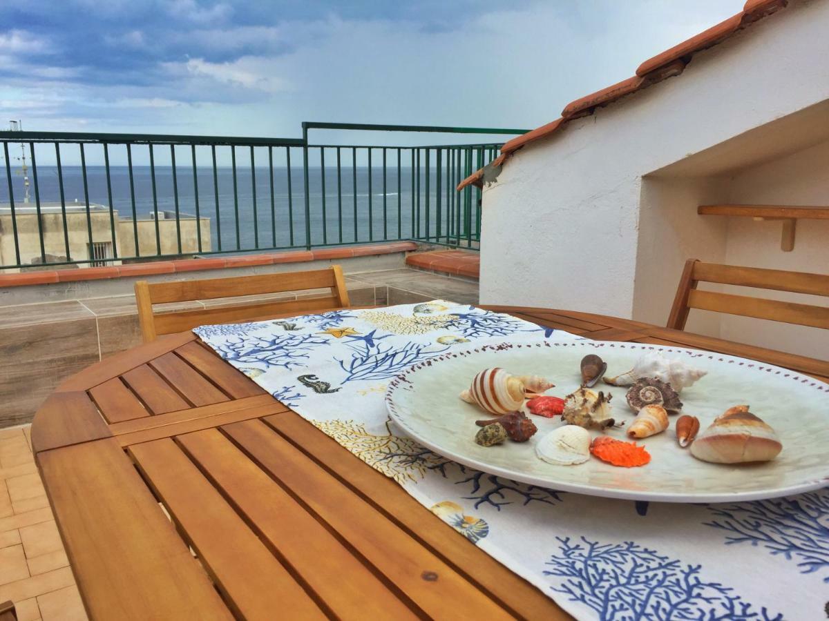 Suite Sul Mare Маскали Экстерьер фото